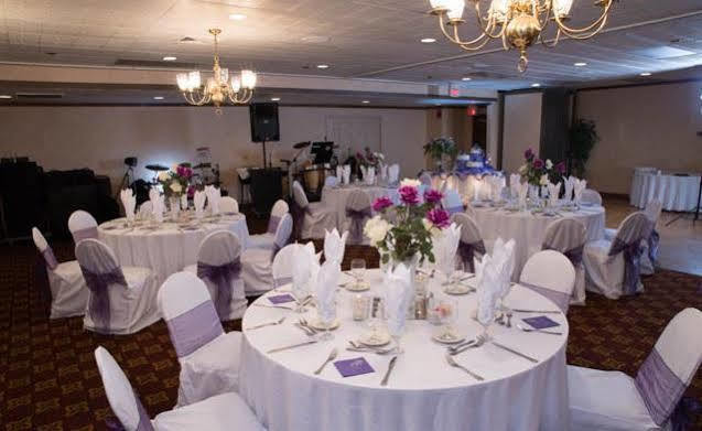 Econo Lodge Inn & Suites Norton Bagian luar foto